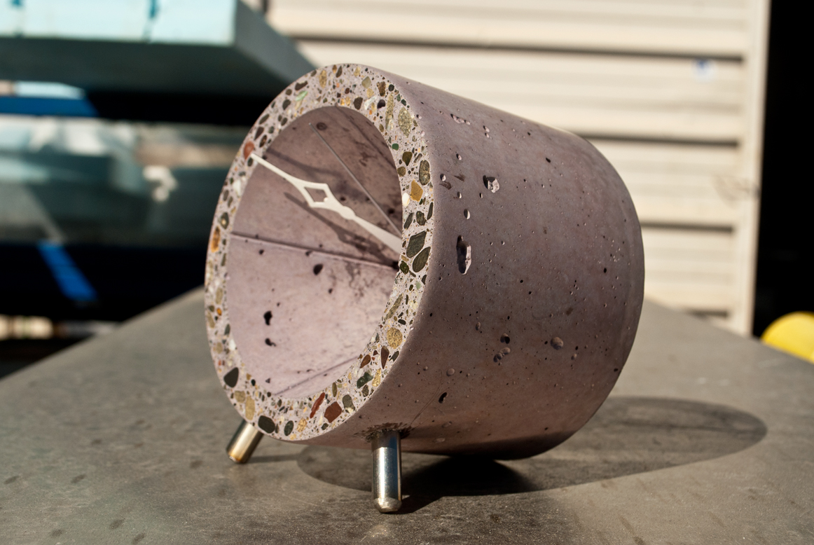 concrete_clock_11
